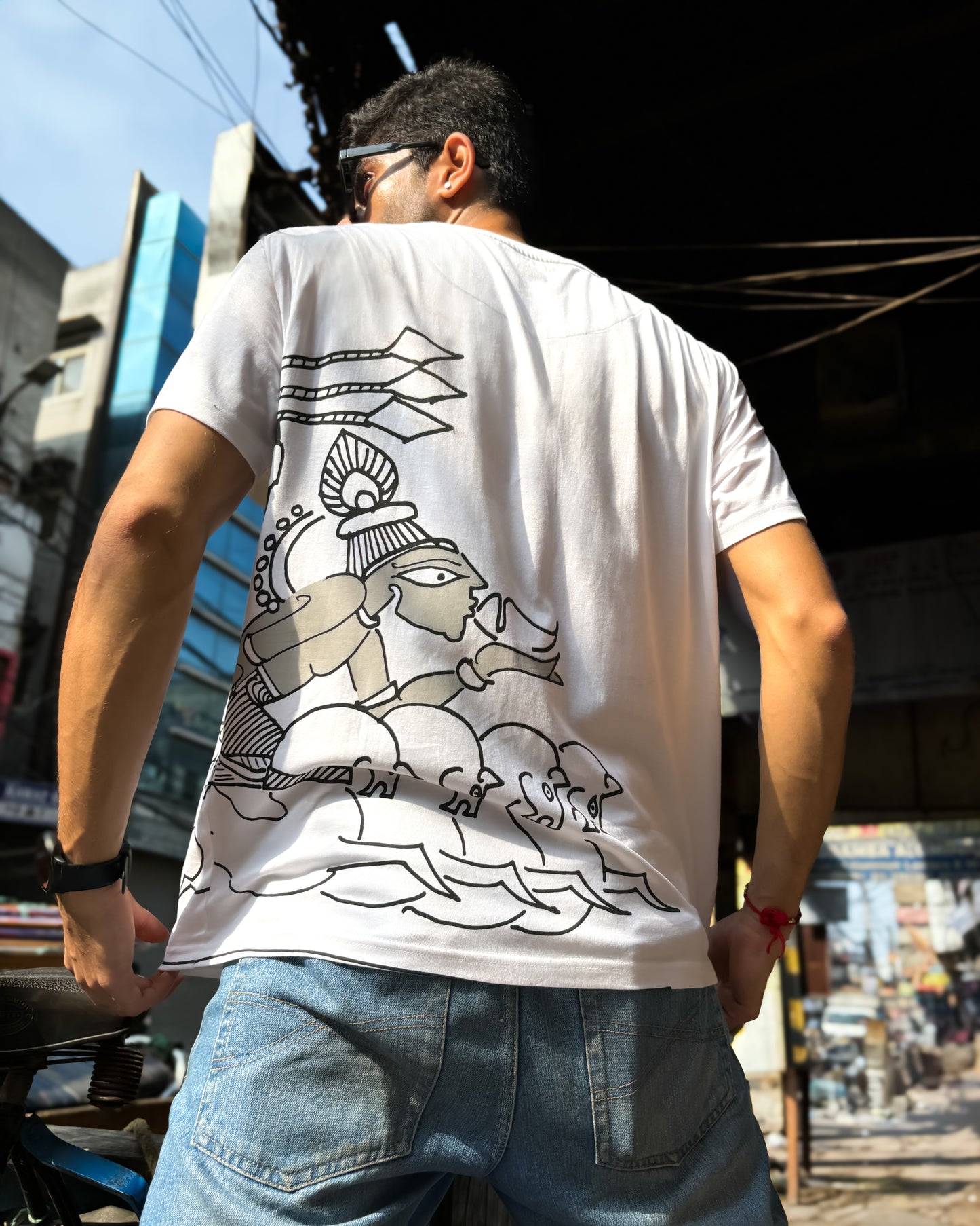 Warrior & Guide T-SHIRT - Devdutt 